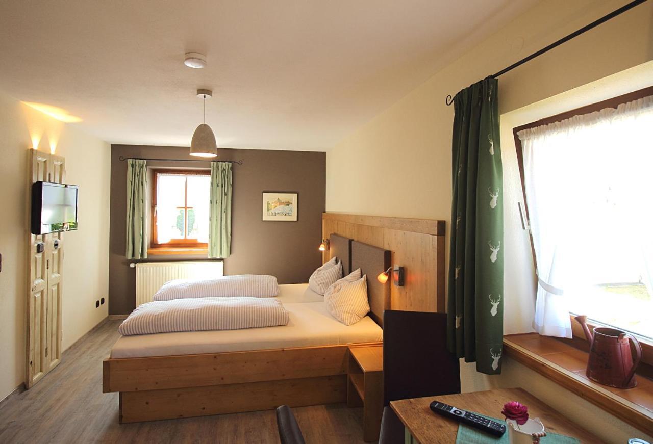 Gaestehaus Alpin - Inkl. Chiemgau-Karte Bergen  Esterno foto